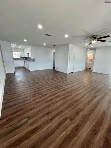 1616 ALDRICH AVENUE, Wichita Falls, TX 76302