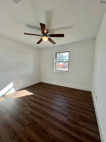 1616 ALDRICH AVENUE, Wichita Falls, TX 76302