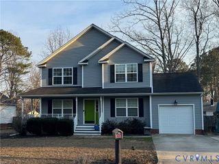 1213 River Shore Pl, Chester, VA 23836