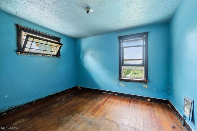 8006 Halle Avenue, Cleveland, OH 44102