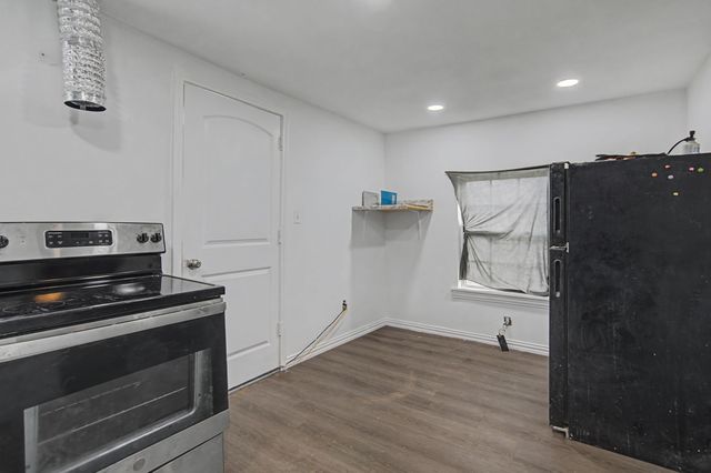 4225 Avenue M, Fort Worth, TX 76105