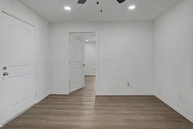 4225 Avenue M, Fort Worth, TX 76105