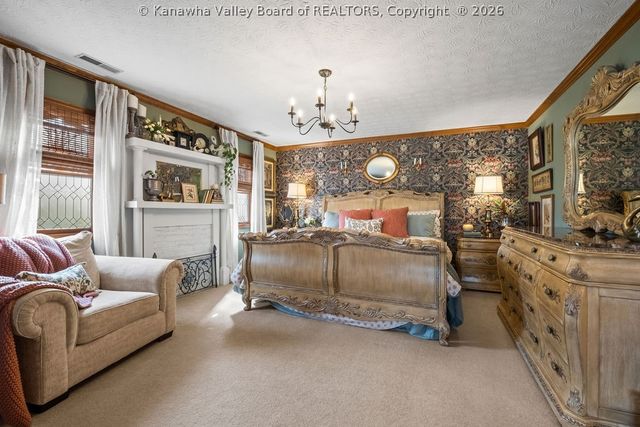 4 Greenbrier Avenue, Hurricane, WV 25526