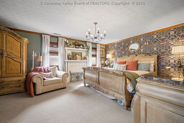 4 Greenbrier Avenue, Hurricane, WV 25526