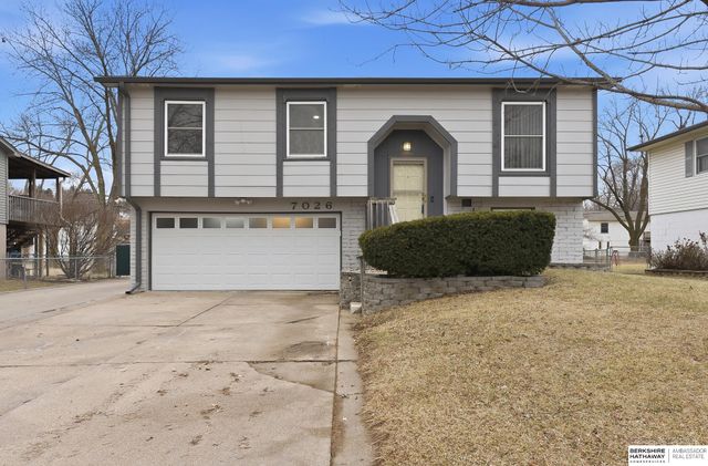 7026 N 65th Street, Omaha, NE 68152