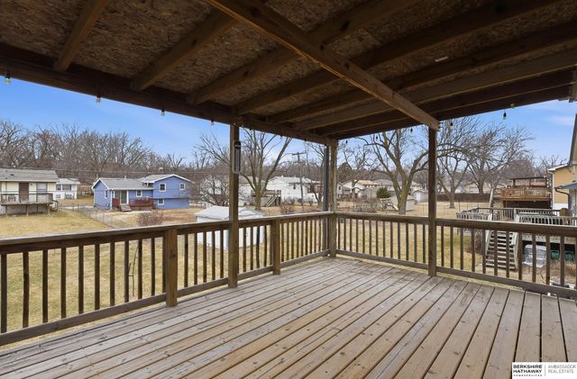 7026 N 65th Street, Omaha, NE 68152