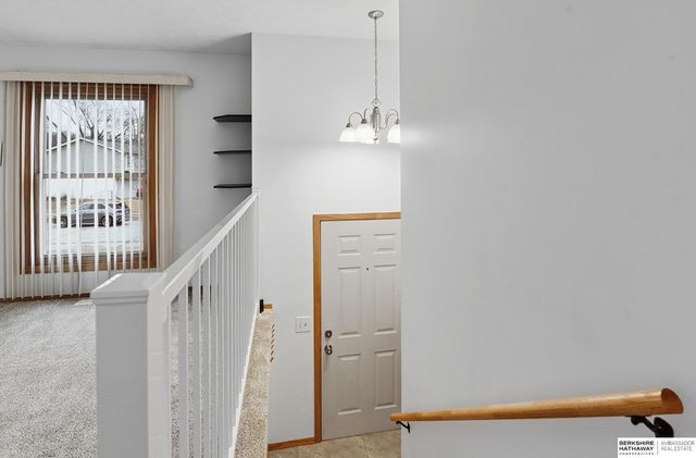 7026 N 65th Street, Omaha, NE 68152