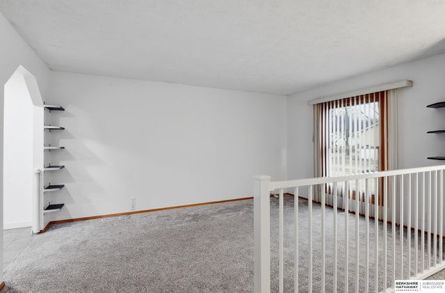 7026 N 65th Street, Omaha, NE 68152