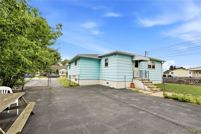 203 Bissell Avenue, Cheektowaga, NY 14043