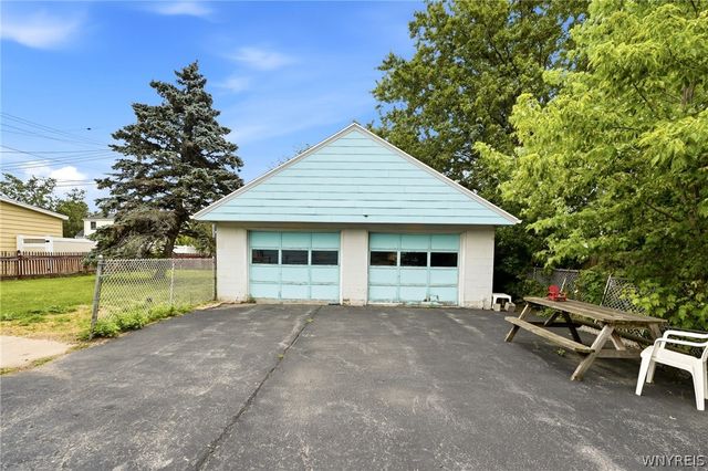 203 Bissell Avenue, Cheektowaga, NY 14043