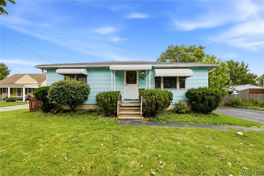 203 Bissell Avenue, Cheektowaga, NY 14043
