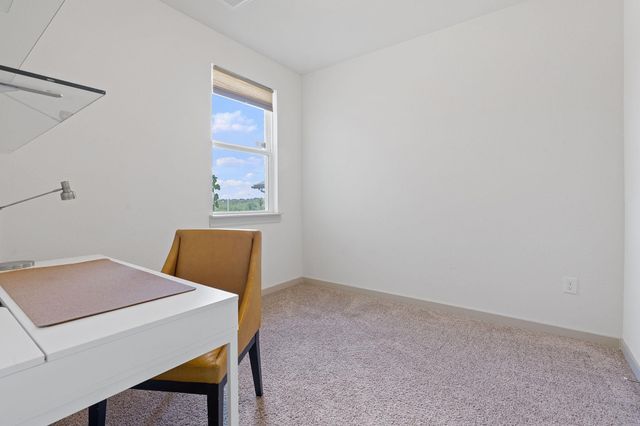 7713 Lowenfield DR, Austin, TX 78724