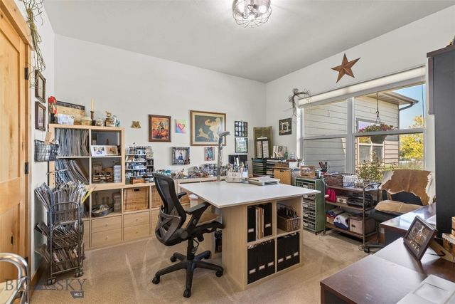 238 Pioneer Crossing Boulevard, Manhattan, MT 59741