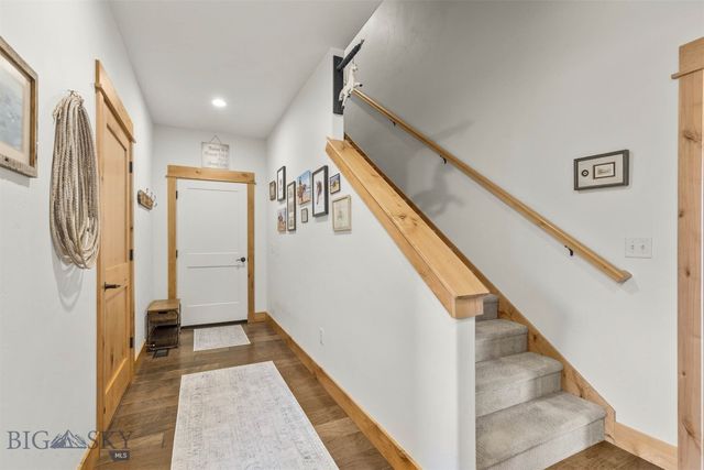 238 Pioneer Crossing Boulevard, Manhattan, MT 59741