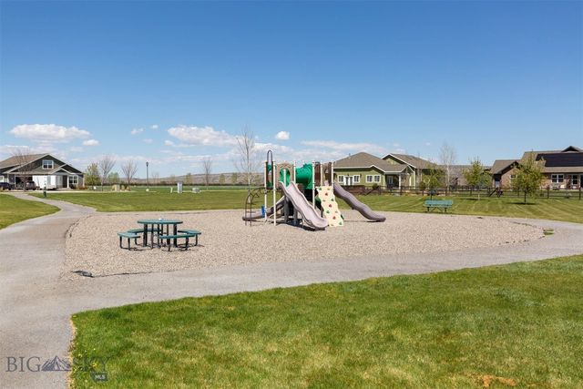 238 Pioneer Crossing Boulevard, Manhattan, MT 59741