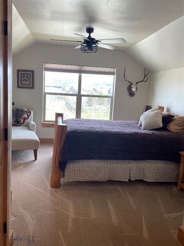 238 Pioneer Crossing Boulevard, Manhattan, MT 59741