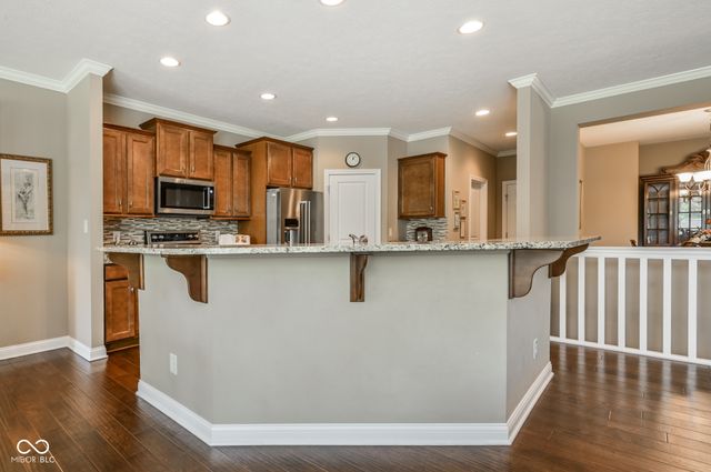 15124 Kampen Circle, Carmel, IN 46033