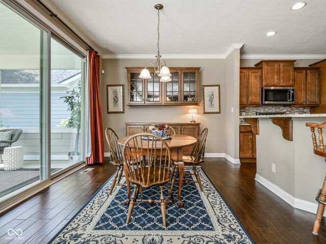 15124 Kampen Circle, Carmel, IN 46033