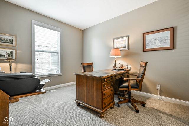 15124 Kampen Circle, Carmel, IN 46033
