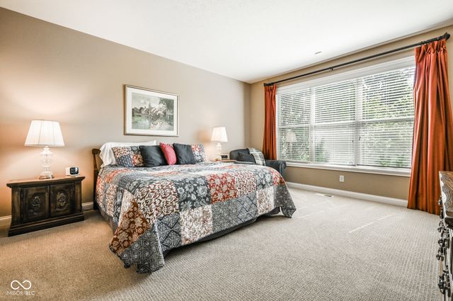 15124 Kampen Circle, Carmel, IN 46033