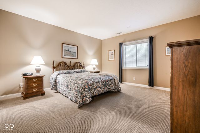 15124 Kampen Circle, Carmel, IN 46033