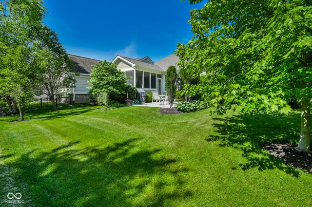 15124 Kampen Circle, Carmel, IN 46033