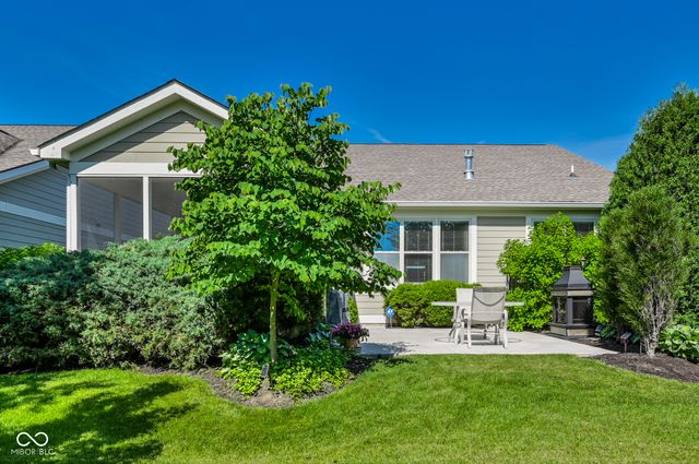 15124 Kampen Circle, Carmel, IN 46033