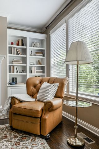 15124 Kampen Circle, Carmel, IN 46033