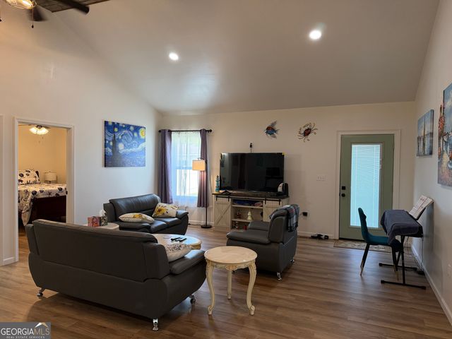 202 W County Road, Thomaston, GA 30286