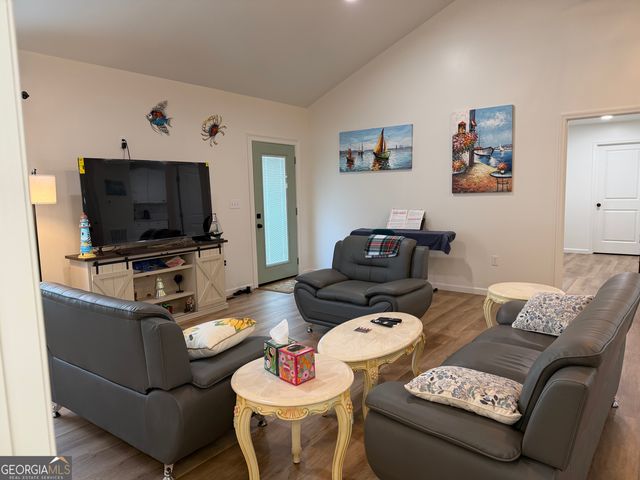 202 W County Road, Thomaston, GA 30286