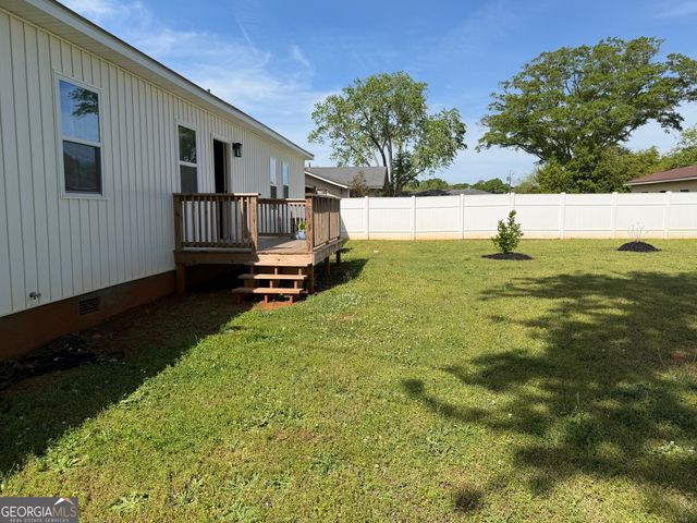 202 W County Road, Thomaston, GA 30286