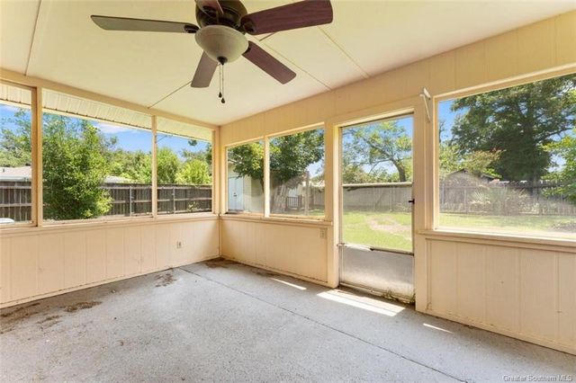 609 Dolby Street, Lake Charles, LA 70605