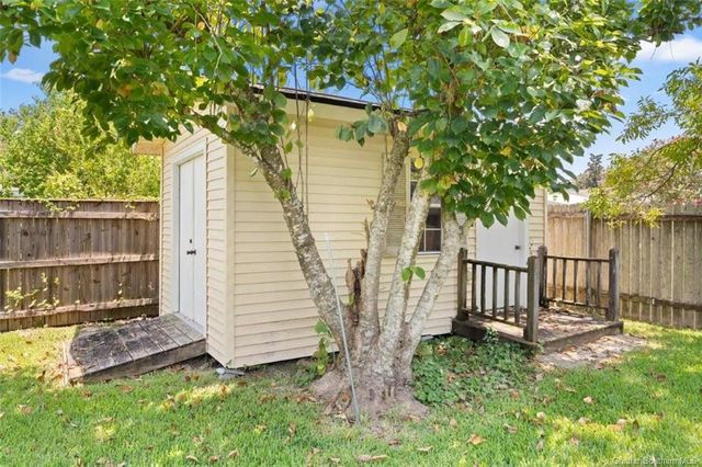 609 Dolby Street, Lake Charles, LA 70605