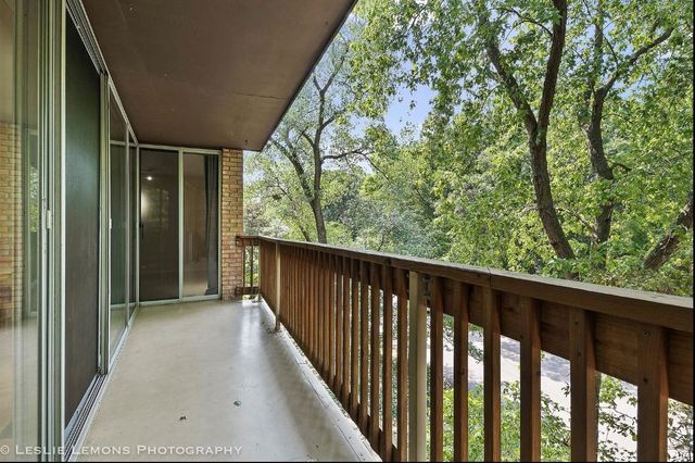 5600 Hillcrest Lane 3G, Lisle, IL 60532