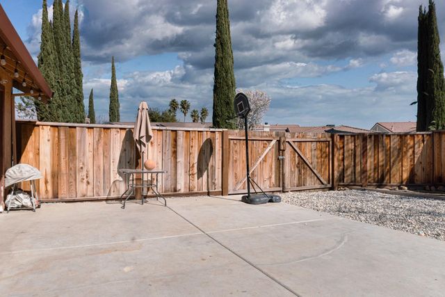 2030 Hastings Ave, Los Banos, CA 93635