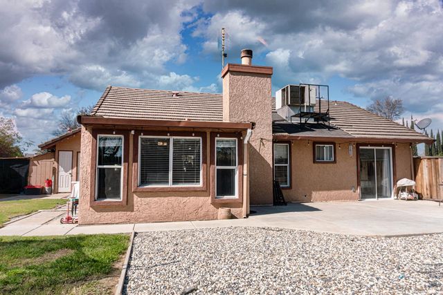 2030 Hastings Ave, Los Banos, CA 93635