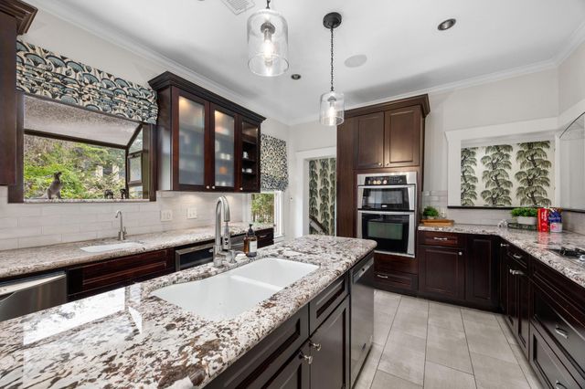 529 Highland Street, Houston, TX 77009