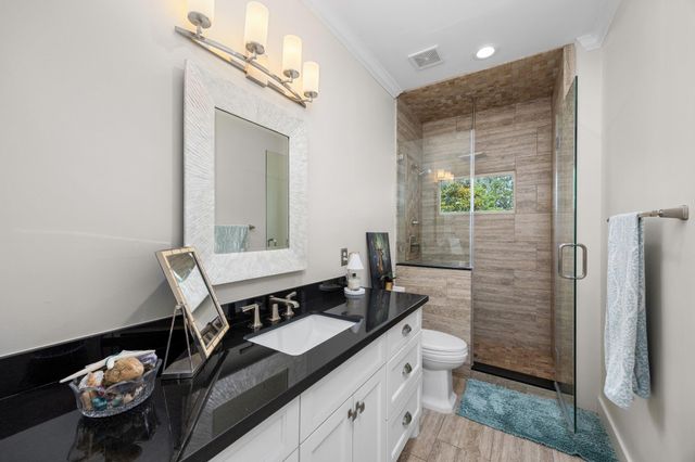 529 Highland Street, Houston, TX 77009