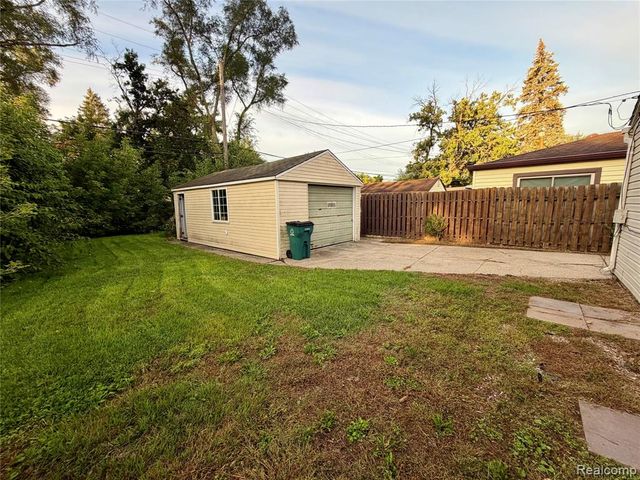2030 Browning Street, Ferndale, MI 48220