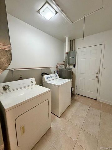 2030 Browning Street, Ferndale, MI 48220