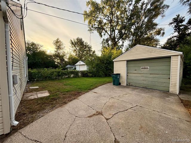 2030 Browning Street, Ferndale, MI 48220