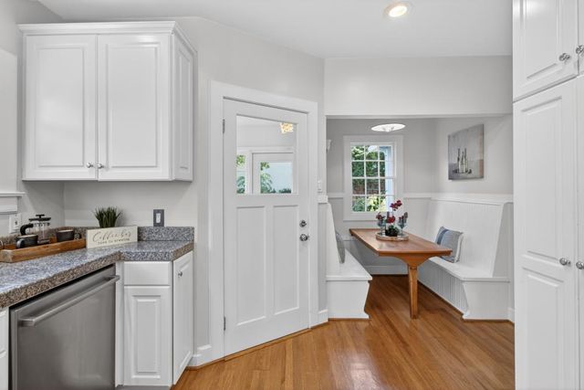2702 Donner Way, Sacramento, CA 95818