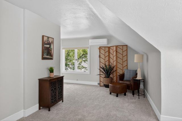 2702 Donner Way, Sacramento, CA 95818