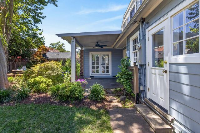 2702 Donner Way, Sacramento, CA 95818