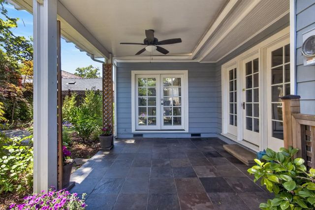 2702 Donner Way, Sacramento, CA 95818