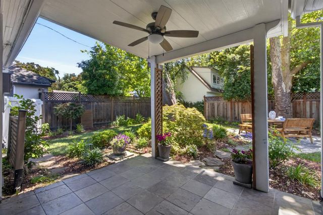 2702 Donner Way, Sacramento, CA 95818