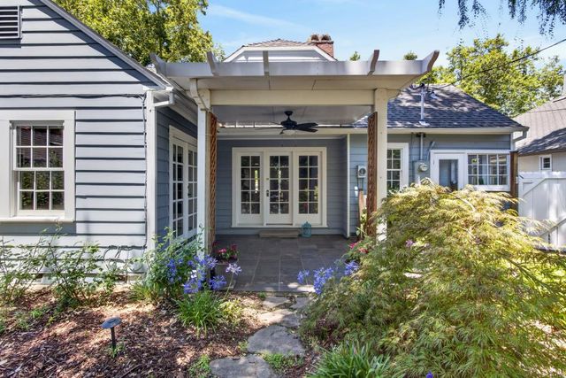 2702 Donner Way, Sacramento, CA 95818