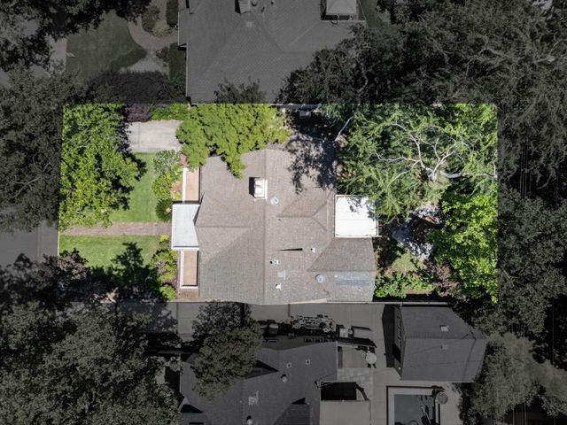2702 Donner Way, Sacramento, CA 95818