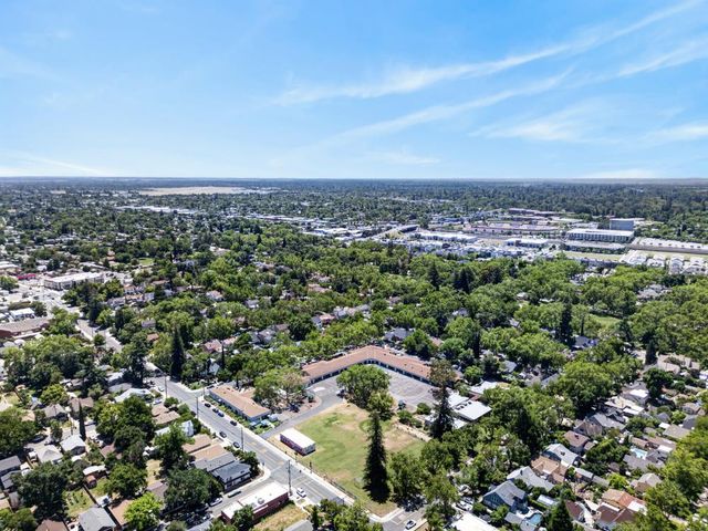 2702 Donner Way, Sacramento, CA 95818