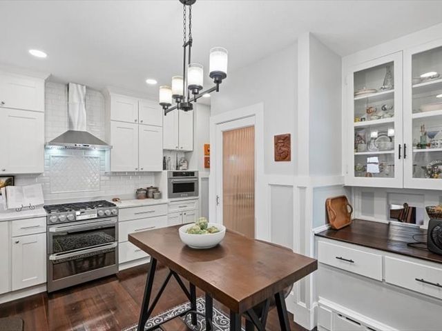51 Fruit St Ext, Milford, MA 01757
